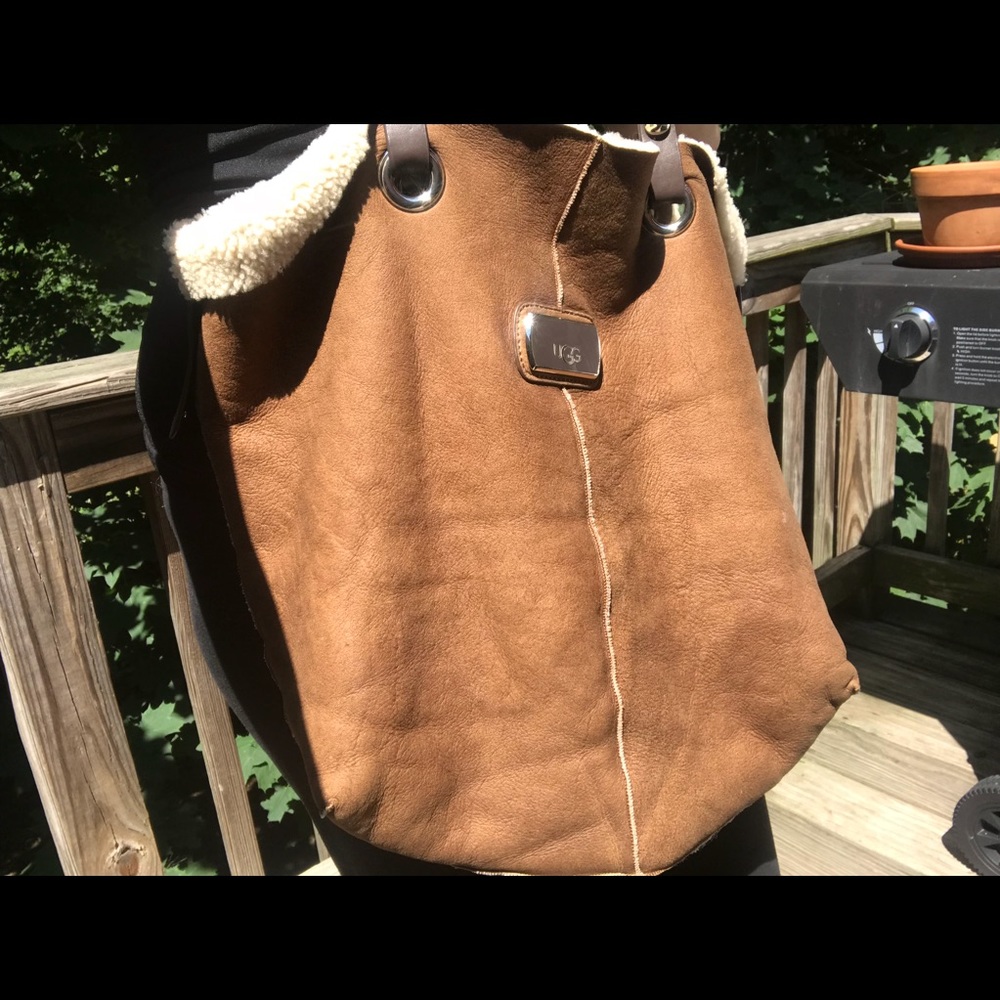 UGG Tote 👜